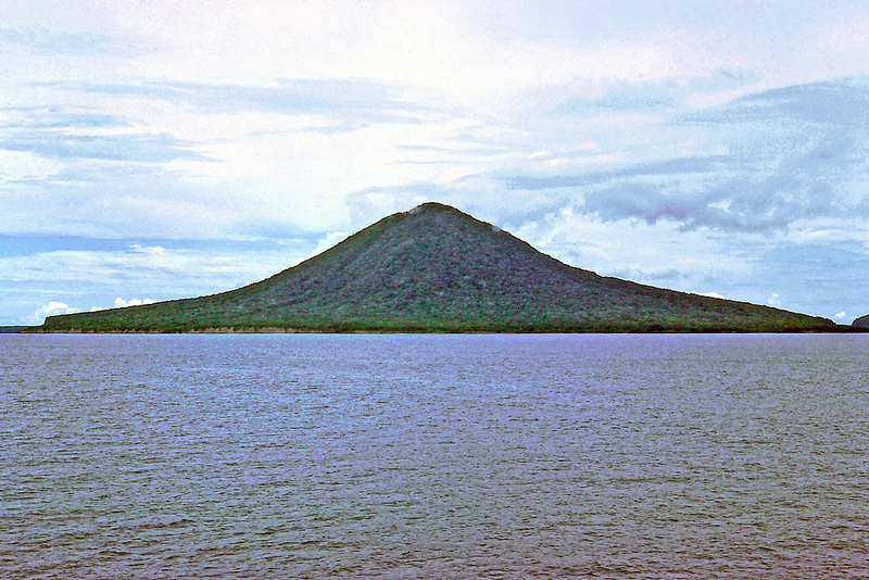 Krakatau [Krakatoa] - Sundra Strait, Indonesia.  Polyrus 