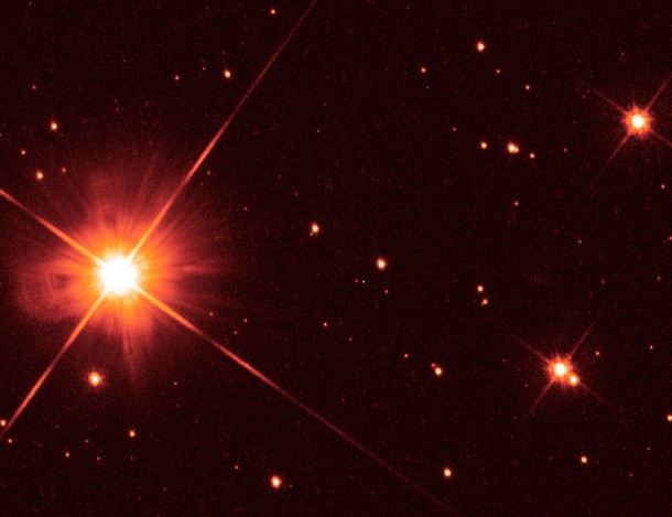 Слънцето не е единствената звезда, която произвежда звездни изблици. На