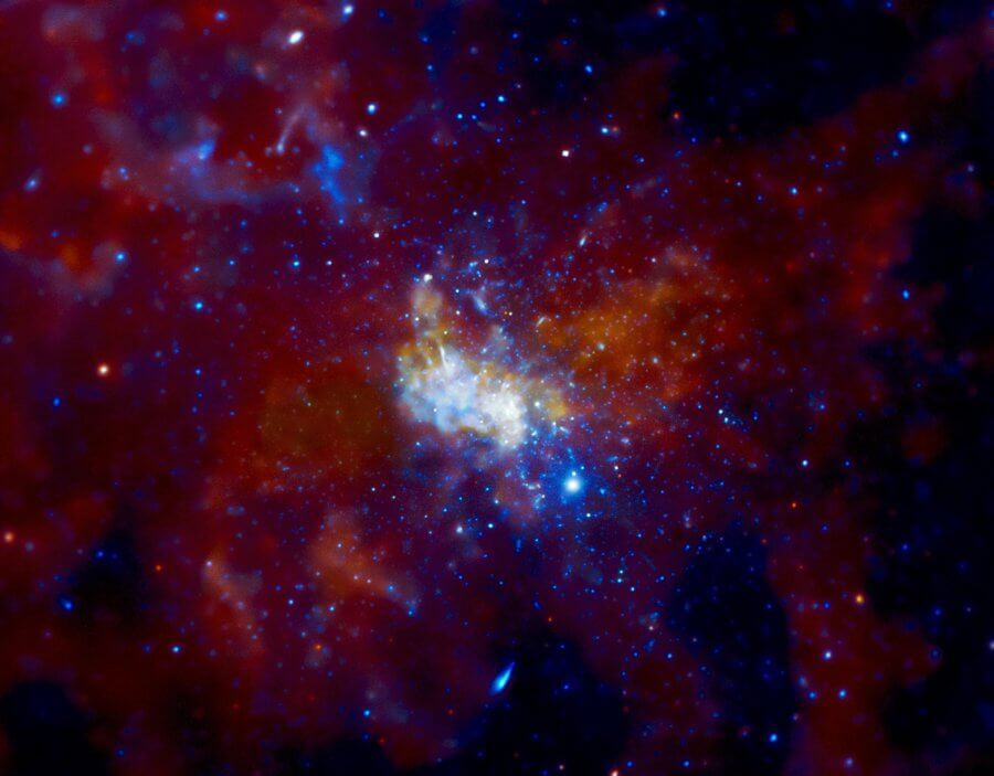 Свръхмасивната черна дупка в центъра на Млечния път – Стрелец