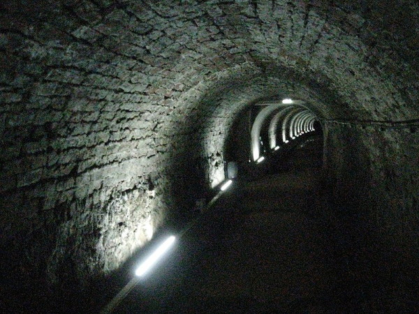Под улиците на Ливърпул минава километрична мрежа от тунели Местните