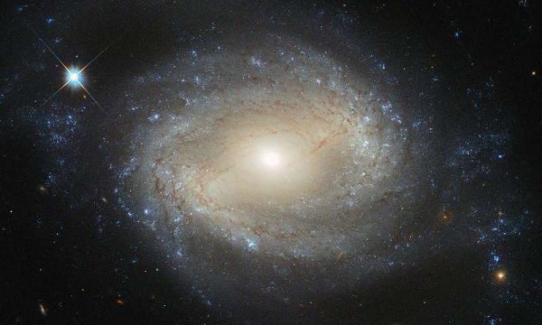 Галактиката за която се предполагаше че е лишена от тъмна