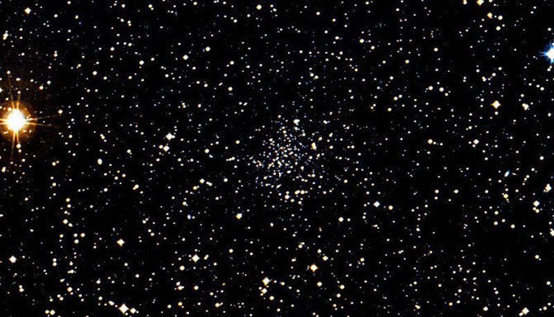 Изучаването на необичайния кълбовиден звезден куп globular cluster Е3 в