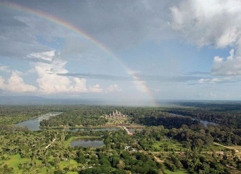 Археолози са направили няколко изненадващи открития в храма Ангкор Ват