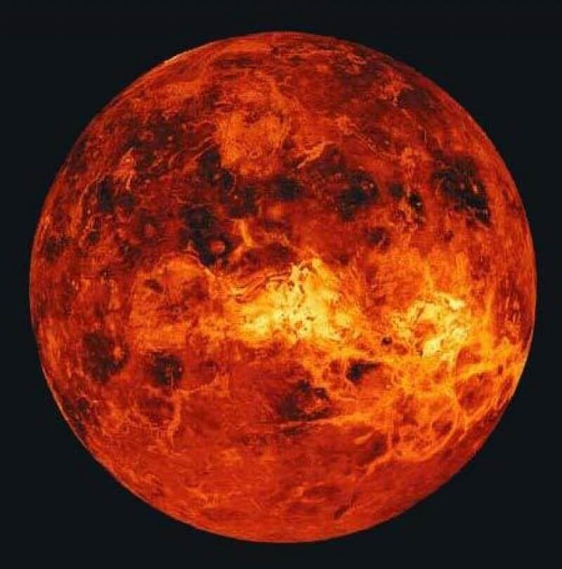 Количеството вода в облаците на Венера и повечето планети в