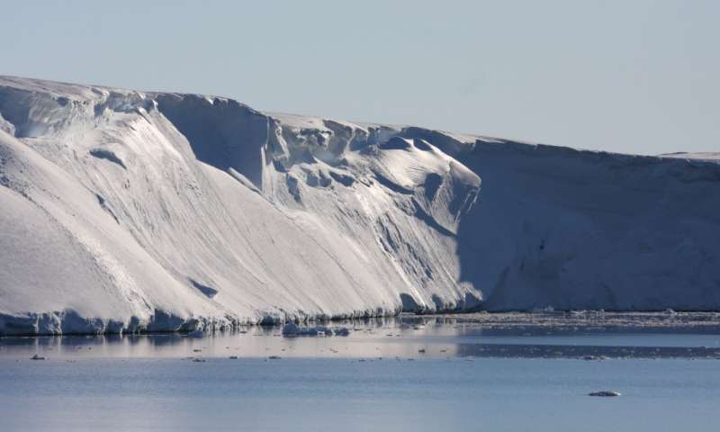 Наблюденията на ледника Тотен в Източна Антарктида сочат че този