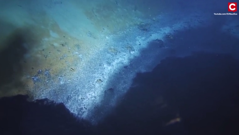 Учени откриха езеро под Мексиканския залив но ако някой влезе