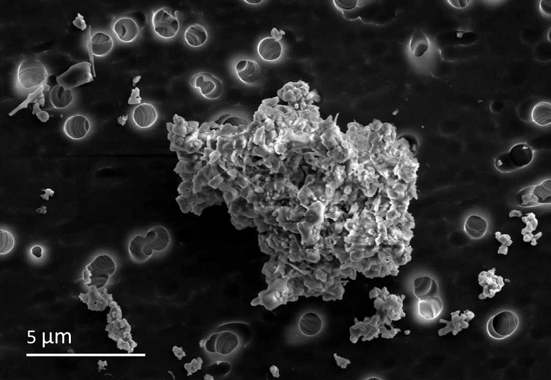 Учени откриха частици от оригиналния междузвезден прах, който e формирал