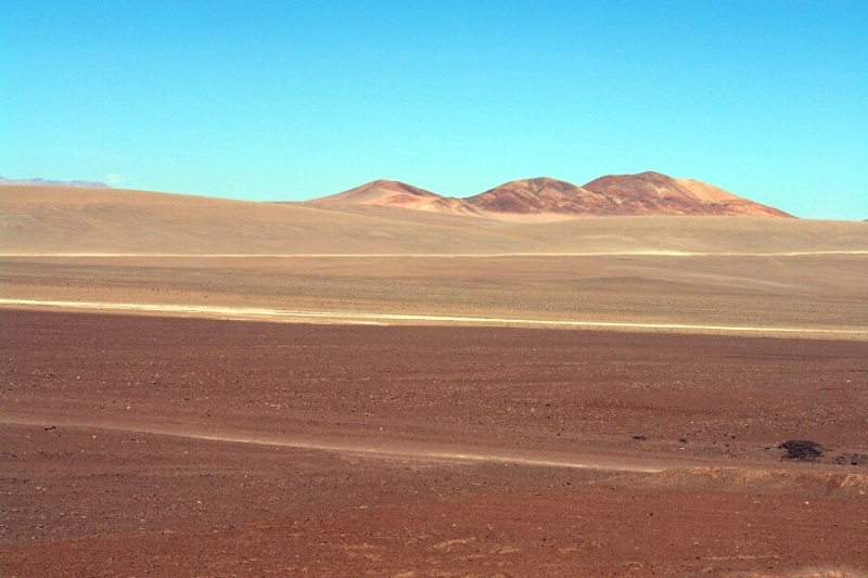 Пустинята Атакама в северната част на Чили е най-сухото място