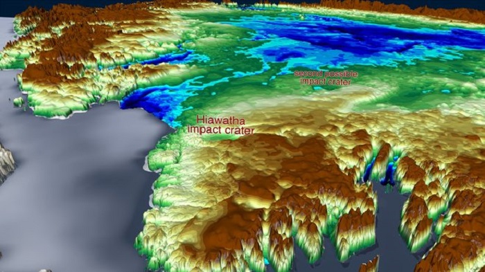 Скрита под повече от 2 км лед в Гренландия се