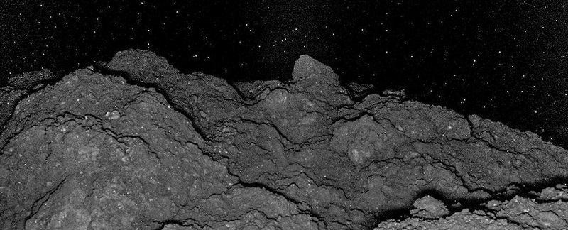 Скалите на повърхността на Рюгу далечния астероид изследван от японската