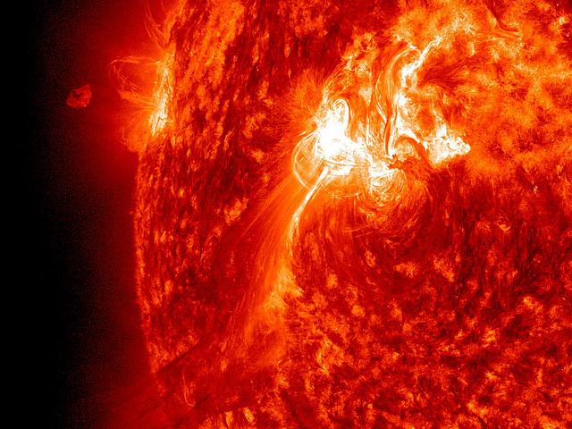 Астрономите са сигурни, че след милиарди години Слънцето ще изпари