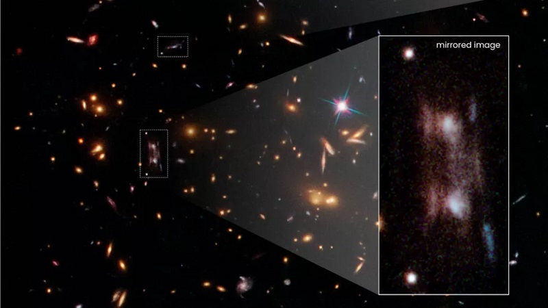 Астрономите най накрая обясниха трите напълно идентични галактики в най дълбокия кът