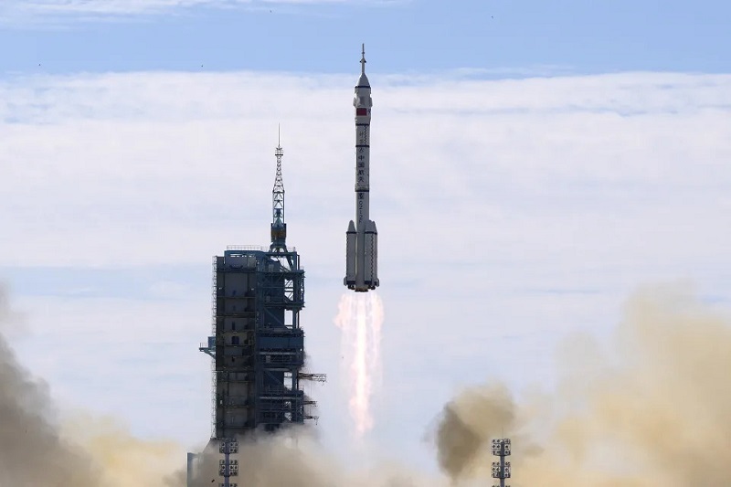 Китай отново се ангажира че ще завърши своята орбитална космическа