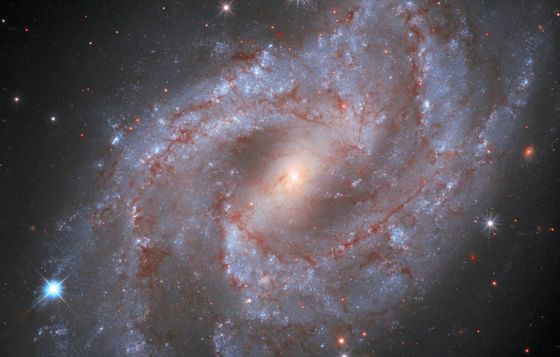 Новото откритие се намира на около 3 милиарда светлинни години