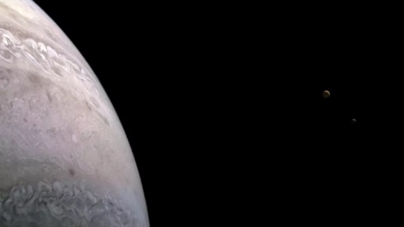 Космическият кораб на НАСА Juno прелетя близо до Юпитер в