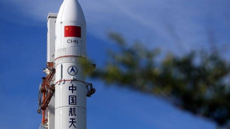 След девет месеца в орбита мистериозният космически самолет на Китай