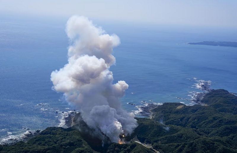 Снимка: Ракета Kairos на японската фирма Space One се взриви при дебютния си полет – видео