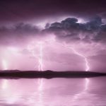 280 мълнии за час: Най-мощната гръмотевична буря продължава повече от 6 месеца