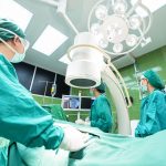 В Сидни извършиха първата в света операция с участието на два робота